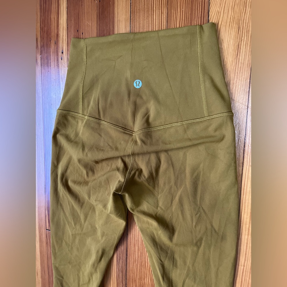 Lululemon - Mustard Yellow / Gold Full Length Leggings - Picture 4 of 5